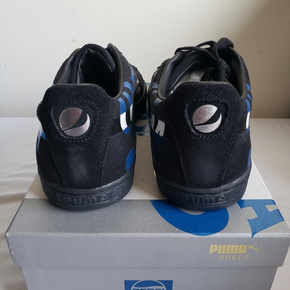 Mens Puma Suede classic "Pepsi" special edition. Mens size 9. - Picture 3 of 7